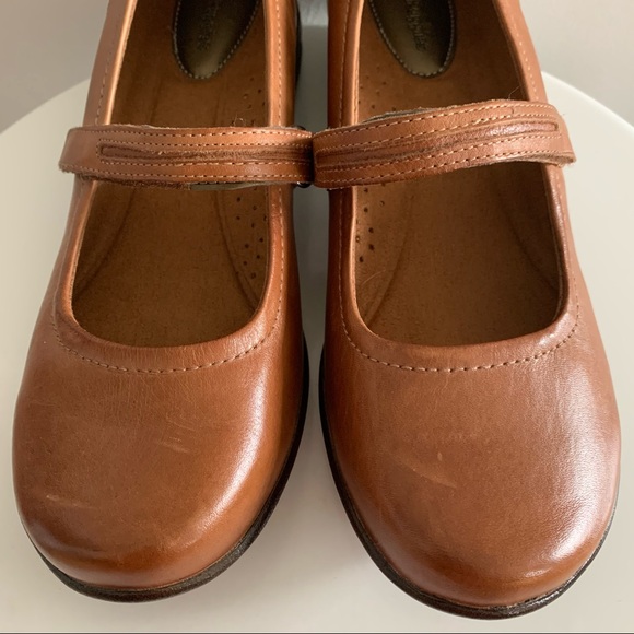 Hush Puppies Epic - Tan Leather Mary Jane Wedge - Size 8.5M - Picture 5 of 15